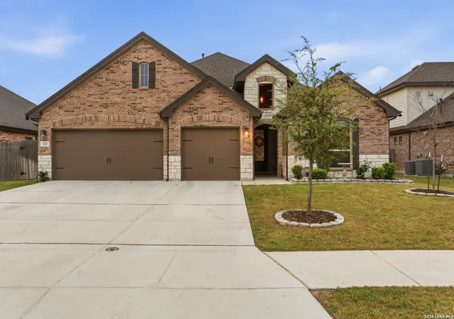 Photo 2 of Sale Pending at 333 Misty Sails, Cibolo, TX 78108 | MLS# 1952521 | Listing updated on 2026-04-08