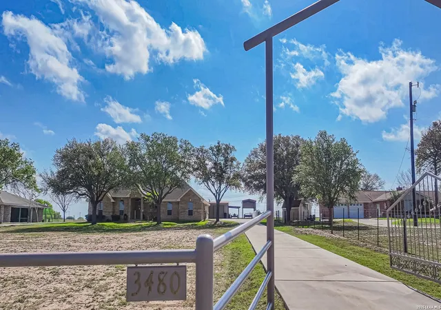 Photo 4 of Sale Pending at 3480 S Kirkner, San Antonio, TX 78263 | MLS# 1952526 | Listing updated on 2026-04-14