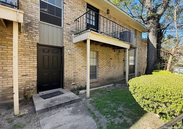 1st image of 6611 Southpoint St #BLDG A UNIT 105, San Antonio, TX 78229 | MLS# 1952552