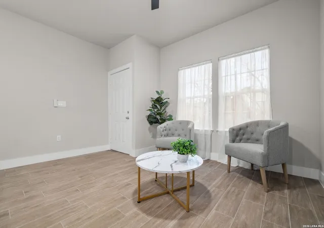 Photo 4 of Sale Pending at 1122 Elvira St, San Antonio, TX 78207 | MLS# 1952578 | Listing updated on 2026-05-07