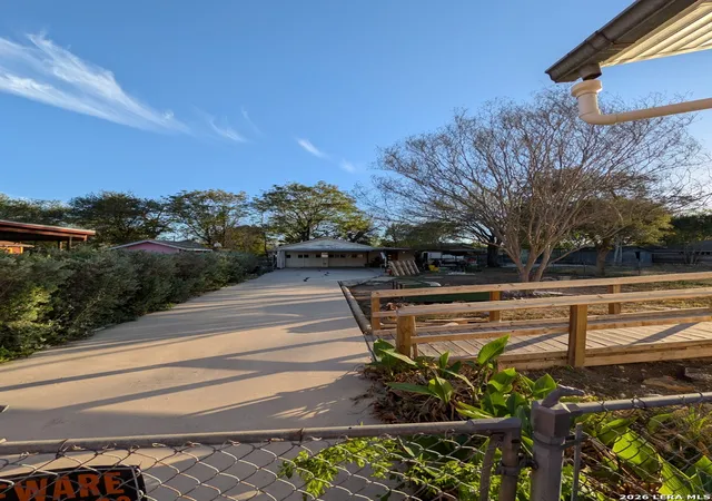 4th image of 254 Lone Star Blvd, San Antonio, TX 78204 | MLS# 1952579