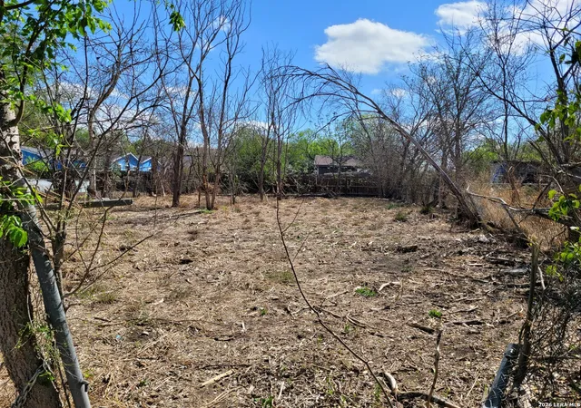 Photo 3 of Land for sale at 1514 Ash, San Antonio, TX 78208 | MLS# 1952605 | Listing updated on 2026-04-07