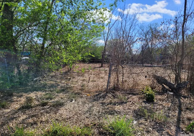 Photo 1 of Land for sale at 1514 Ash, San Antonio, TX 78208 | MLS# 1952605 | Listing updated on 2026-04-07
