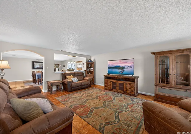 2nd image of 1403 32nd, Hondo, TX 78861 | MLS# 1952613