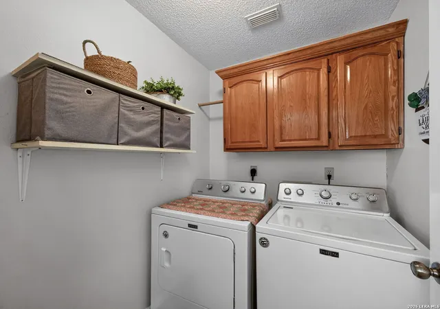 Photo 4 of Sale Pending at 1403 32nd, Hondo, TX 78861 | MLS# 1952613 | Listing updated on 2026-04-11