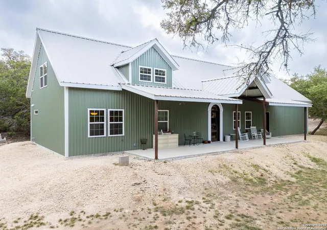 5th image of 792 Alamo Beach, Pipe Creek, TX 78063 | MLS# 1952637