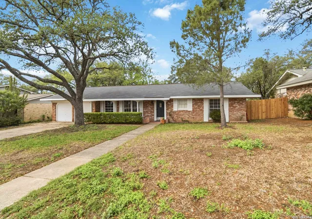 Photo 1 of Sale Pending at 1003 Melissa Dr, San Antonio, TX 78213 | MLS# 1952645 | Listing updated on 2026-05-03