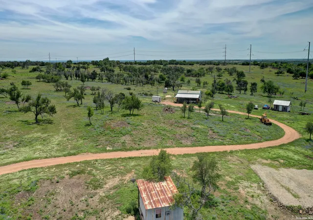 2nd image of 1443 Gina, Harper, TX 78631 | MLS# 1952691