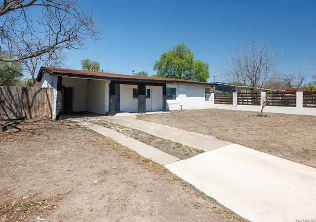 Photo 3 of Single family home for sale at 111 Ashford, San Antonio, TX 78227 | MLS# 1952696 | Listing updated on 2026-09-13
