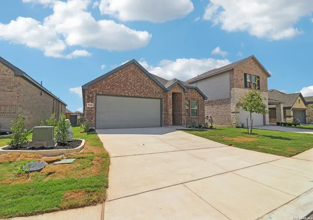 3rd image of 9920 Paladin Ridge, San Antonio, TX 78254 | MLS# 1952698