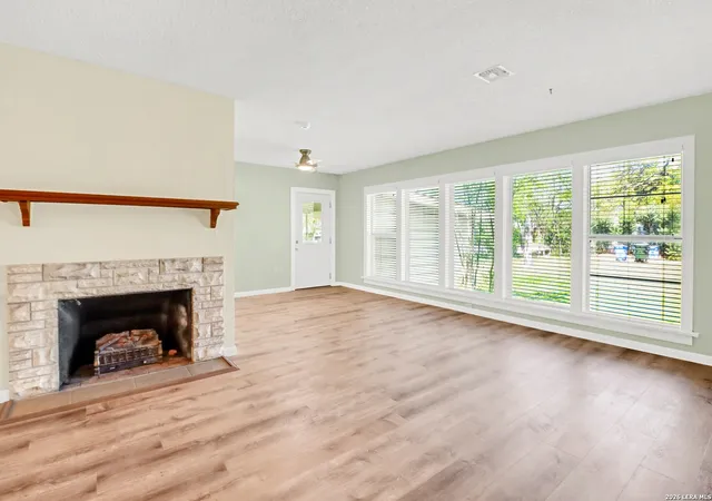 Photo 3 of Sale Pending at 1052 E Humphreys, Seguin, TX 78155 | MLS# 1952704 | Listing updated on 2026-04-20