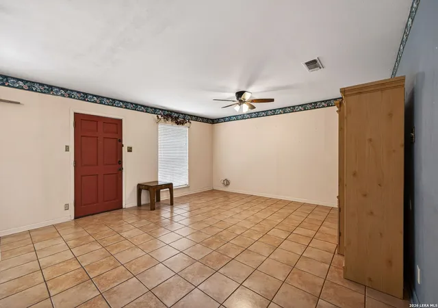 Photo 4 of Sale Pending at 5827 Castle Brk Dr, San Antonio, TX 78218 | MLS# 1952723 | Listing updated on 2026-08-26