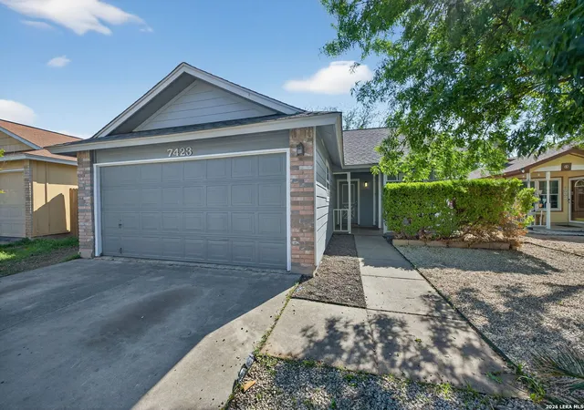 Photo 2 of Single family home for sale at 7423 Hardesty, San Antonio, TX 78250 | MLS# 1952734 | Listing updated on 2026-09-17