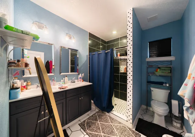 Photo 3 of Single family home for sale at 5209 Irola Dr, Schertz, TX 78108 | MLS# 1952748 | Listing updated on 2026-05-24