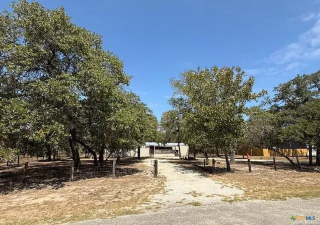 3rd image of 263 Hickory Hill, La Vernia, TX 78121 | MLS# 1952858