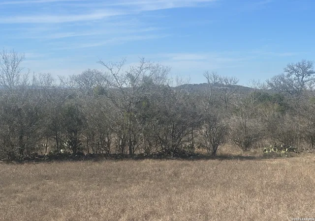 2nd image of 526 Cielo Rio, Pipe Creek, TX 78063 | MLS# 1952870
