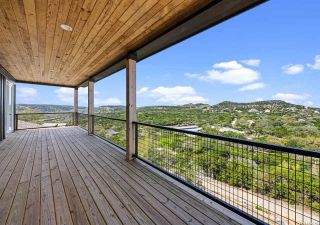 Photo 3 of Single family home for sale at 1123 Ledge Path, Canyon Lake, TX 78133 | MLS# 1952889 | Listing updated on 2026-10-28
