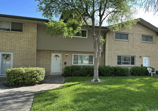Photo 1 of Condo for sale at 121 W Silver Sands #121, San Antonio, TX 78216 | MLS# 1952892 | Listing updated on 2026-04-07