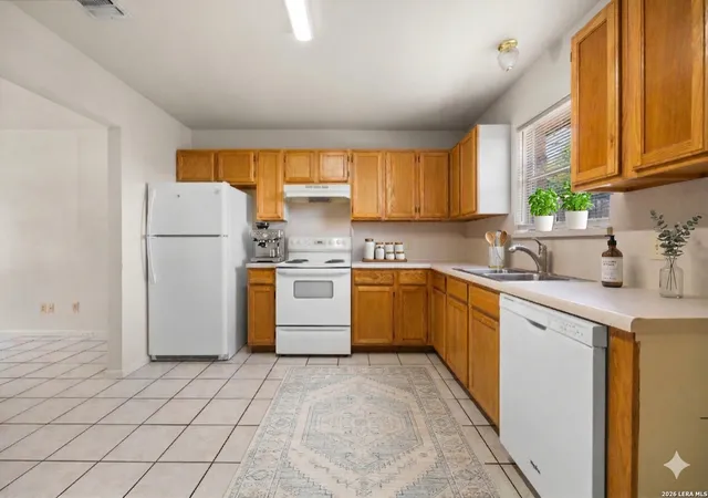 Photo 4 of Sale Pending at 1118 W Goodwin, Pleasanton, TX 78064 | MLS# 1952908 | Listing updated on 2026-04-29