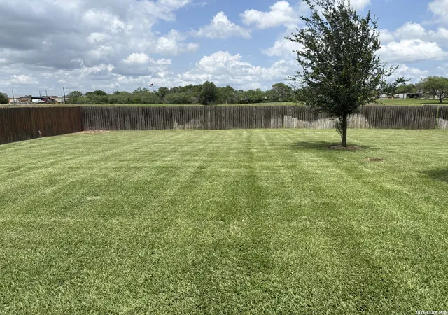Homes for sale in Poth, TX | 104 Park View, Poth, TX 78147 | MLS# 1952970