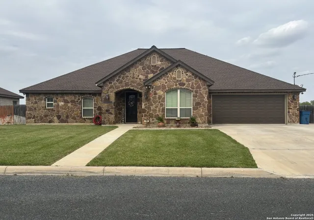 Homes for sale in Poth, TX | 104 Park View, Poth, TX 78147 | MLS# 1952970