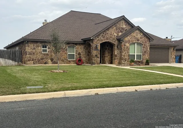 Homes for sale in Poth, TX | 104 Park View, Poth, TX 78147 | MLS# 1952970