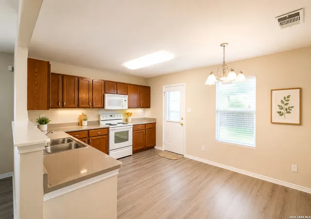 Photo 4 of Single family home for sale at 137 Willow Brook, Cibolo, TX 78108 | MLS# 1953016 | Listing updated on 2026-09-22