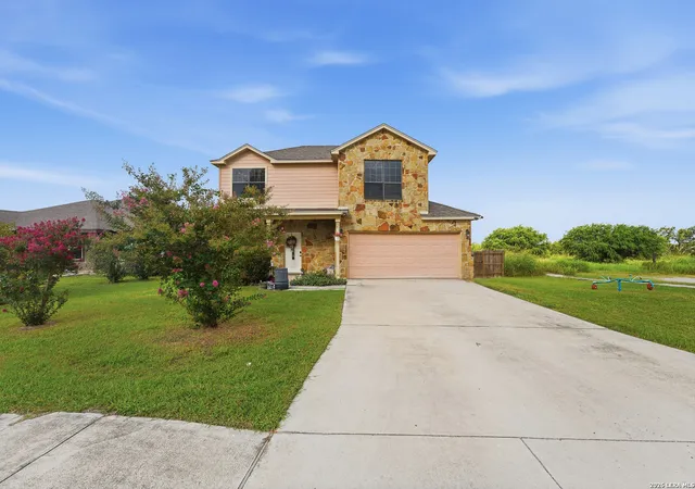 Homes for sale in Jourdanton, TX | 524 Indian Crossing, Jourdanton, TX 78026 | MLS# 1953045