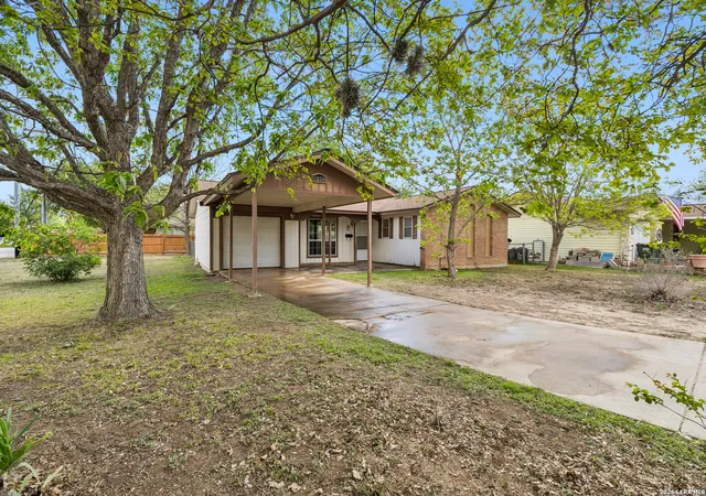 Photo 3 of Single family home for sale at 1328 Chestnut, Schertz, TX 78154 | MLS# 1953046 | Listing updated on 2026-04-08