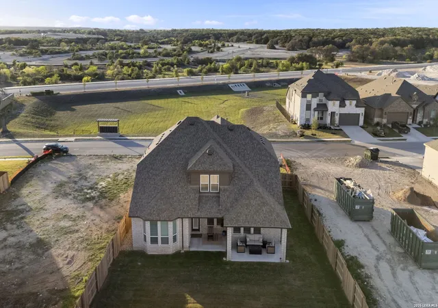 3rd image of 414 Tumbling Creek, Kyle, TX 78640 | MLS# 1953096