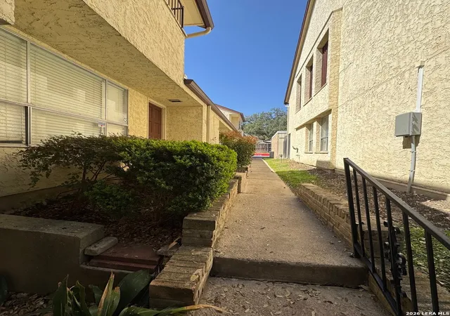 3rd image of 7123 Thrush View #17, San Antonio, TX 78209 | MLS# 1953118