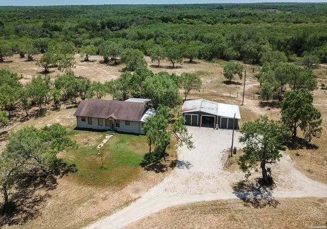 1st image of 1180 Cr 340, Jourdanton, TX 78026 | MLS# 1953141