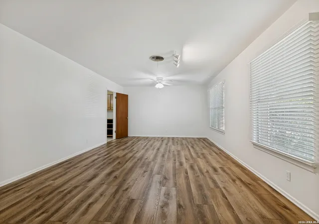 Photo 4 of Sale Pending at 5015 Bayonne, San Antonio, TX 78228 | MLS# 1953168 | Listing updated on 2026-05-07