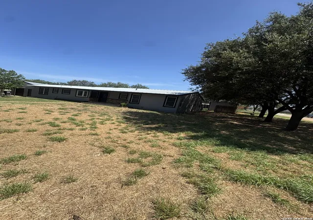 Photo 2 of Single family home for sale at 719 E Taft, Pearsall, TX 78061 | MLS# 1953177 | Listing updated on 2026-09-10