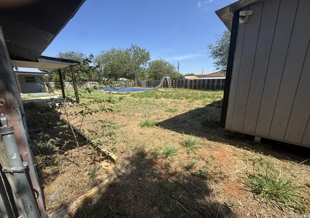 Photo 3 of Single family home for sale at 719 E Taft, Pearsall, TX 78061 | MLS# 1953177 | Listing updated on 2026-09-10
