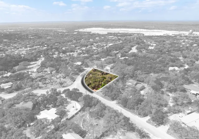 Photo 1 of Land for sale at 1501 Tee Pee, Spring Branch, TX 78070 | MLS# 1953183 | Listing updated on 2026-04-14