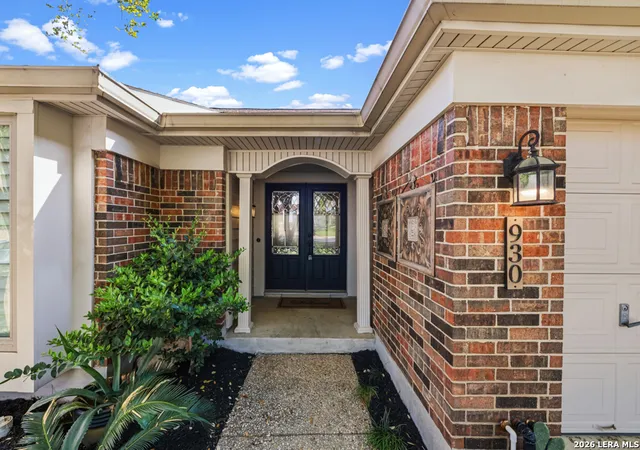 2nd image of 930 Amberstone, San Antonio, TX 78258 | MLS# 1953188