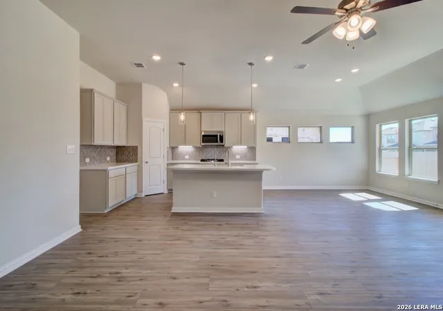 Photo 2 of Single family home for sale at 747 Navarro Street, New Braunfels, TX 78132 | MLS# 1953205 | Listing updated on 2026-08-04