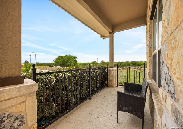 Photo 4 of Single family home for sale at 7010 Jalen Ct, Schertz, TX 78154 | MLS# 1953214 | Listing updated on 2026-07-30