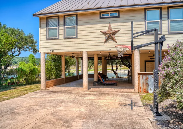 5th image of 914 Pebble Beach Dr Nw, Lakehills, TX 78063 | MLS# 1953219