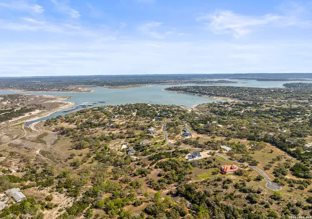 Photo 1 of Land for sale at 925 Kings Cove Dr, Canyon Lake, TX 78133 | MLS# 1953241 | Listing updated on 2026-04-10