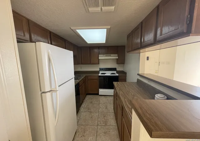 Photo 4 of Single family home for sale at 11610 Vance Jackson #306, San Antonio, TX 78230 | MLS# 1953265 | Listing updated on 2026-03-30