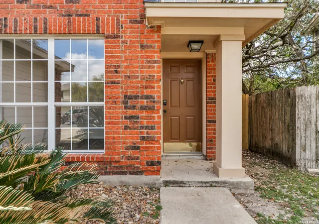 Photo 2 of Sale Pending at 10730 Cat Mountain, San Antonio, TX 78251 | MLS# 1953266 | Listing updated on 2026-04-17
