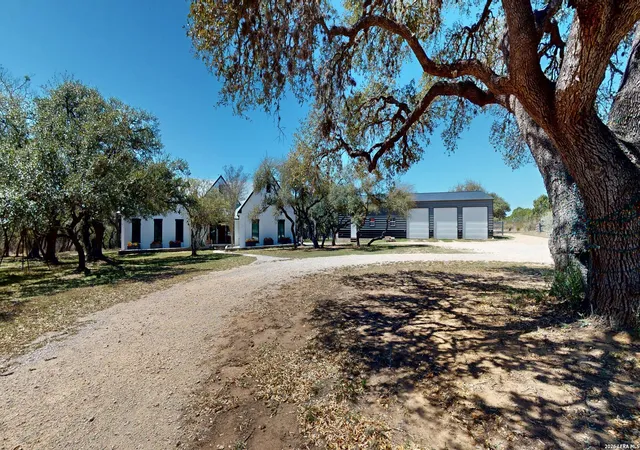 Photo 2 of Single family home for sale at 795 Persimmon, Bulverde, TX 78163 | MLS# 1953300 | Listing updated on 2026-09-17