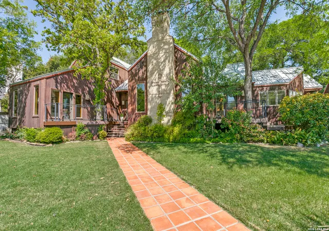 Photo 1 of Sale Pending at 301 Alamo Hts Blvd, San Antonio, TX 78209 | MLS# 1953314 | Listing updated on 2026-05-07