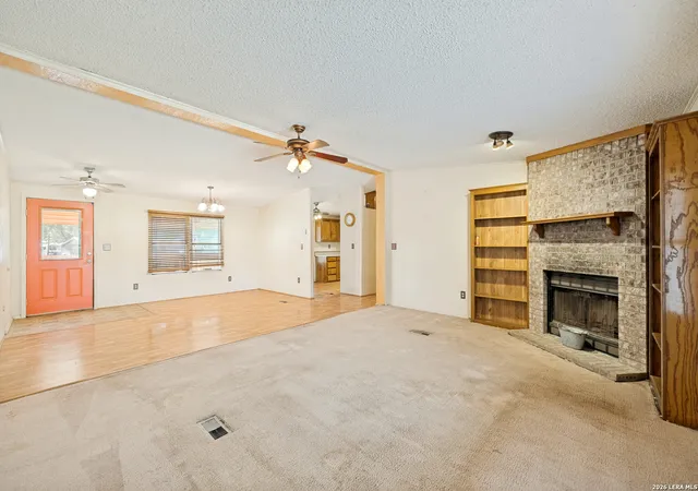 3rd image of 318 Hickory Run, La Vernia, TX 78121 | MLS# 1953323