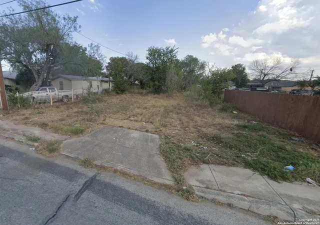 Photo 3 of Land for sale at 2716 Wayne, San Antonio, TX 78222 | MLS# 1953343 | Listing updated on 2026-04-10