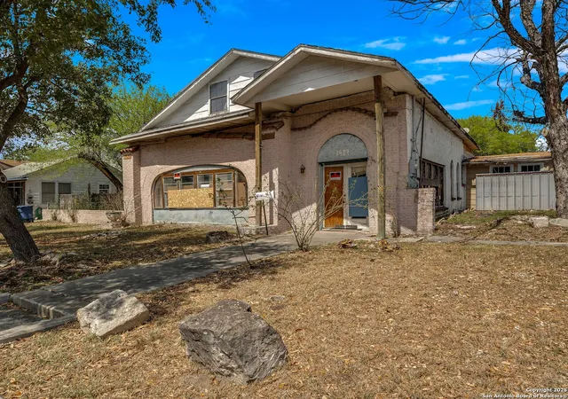Photo 2 of Land for sale at 1907 W Woodlawn Ave, San Antonio, TX 78201 | MLS# 1953361 | Listing updated on 2026-06-09