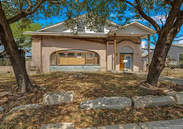 Photo 4 of Land for sale at 1907 W Woodlawn Ave, San Antonio, TX 78201 | MLS# 1953361 | Listing updated on 2026-06-09