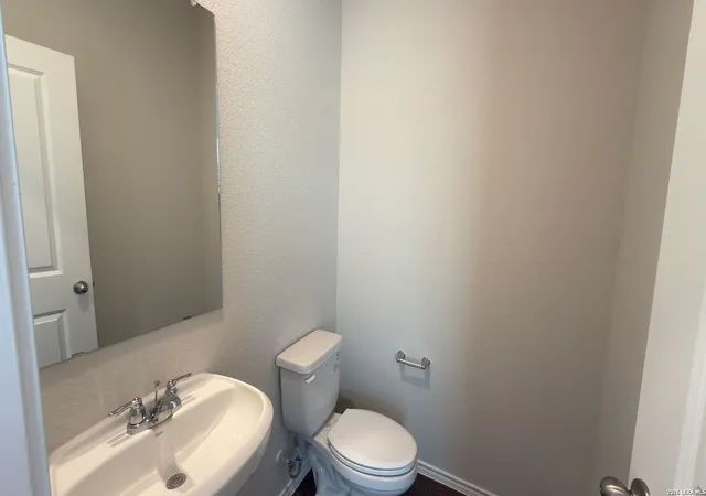 Photo 3 of Single family home for sale at 22810 Tee Shot, San Antonio, TX 78261 | MLS# 1953368 | Listing updated on 2026-03-30